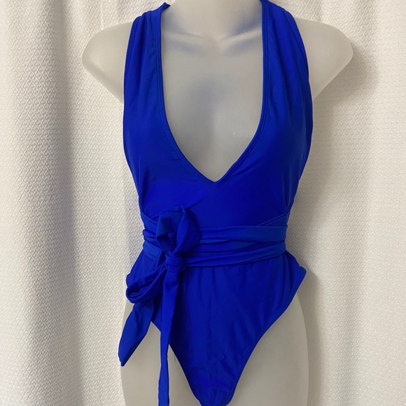 One piece bathing suit swim suit - Picture 3 of 4